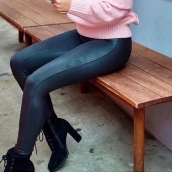 SPANX faux leather black leggings XL - Picture 2 of 9